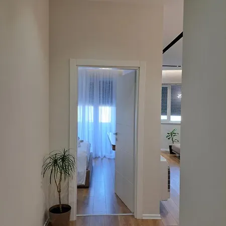 Apartment Tetris *