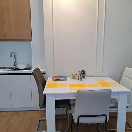 Διαμέρισμα Tetris Τίρανα